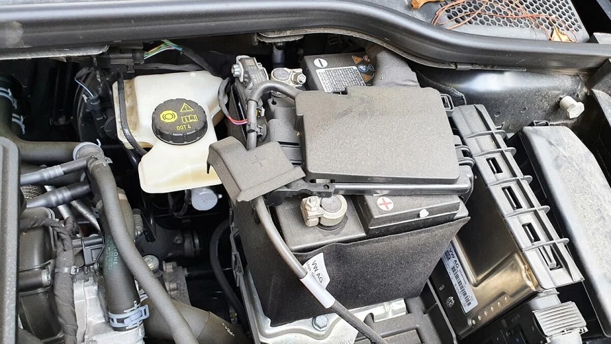 Comment déconnecter une batterie de voiture en toute sécurité ?