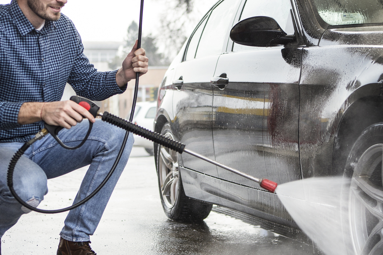 Pressure Washer Car Washing: Everything You Need to Know to Get a Showroom Shine插图2