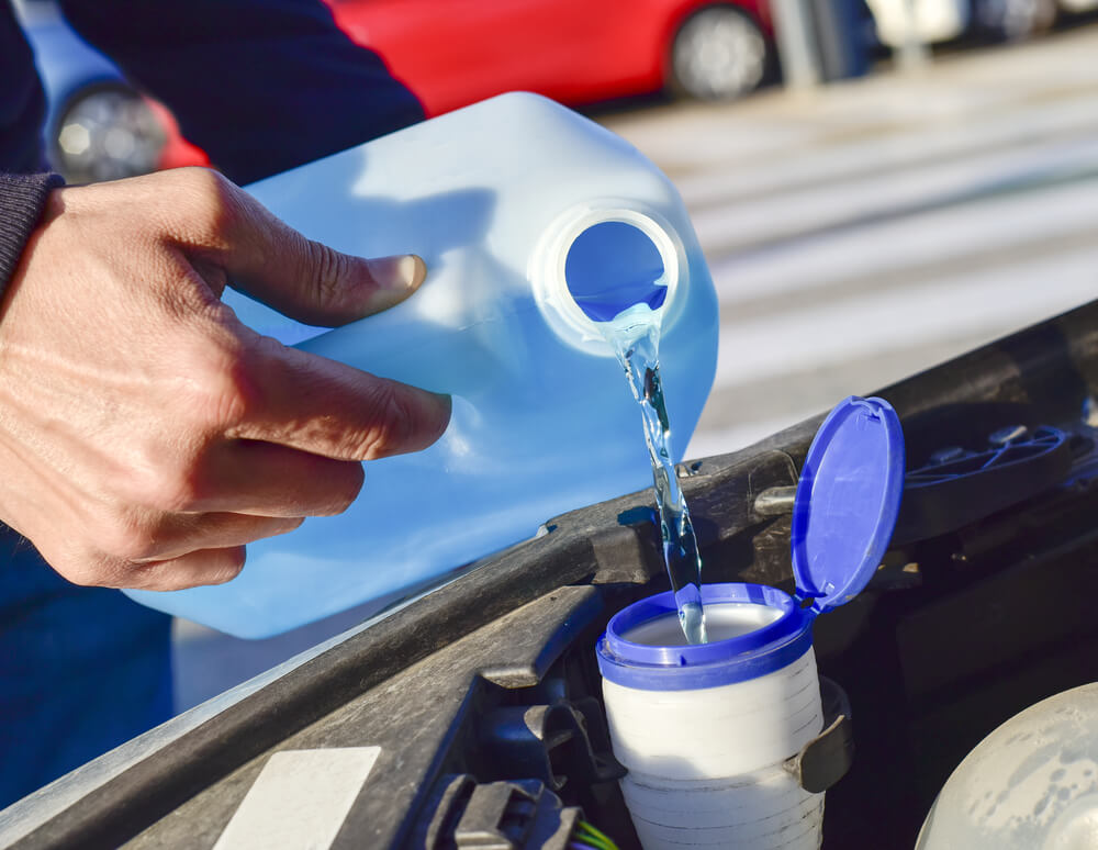 how to put washer fluid in car