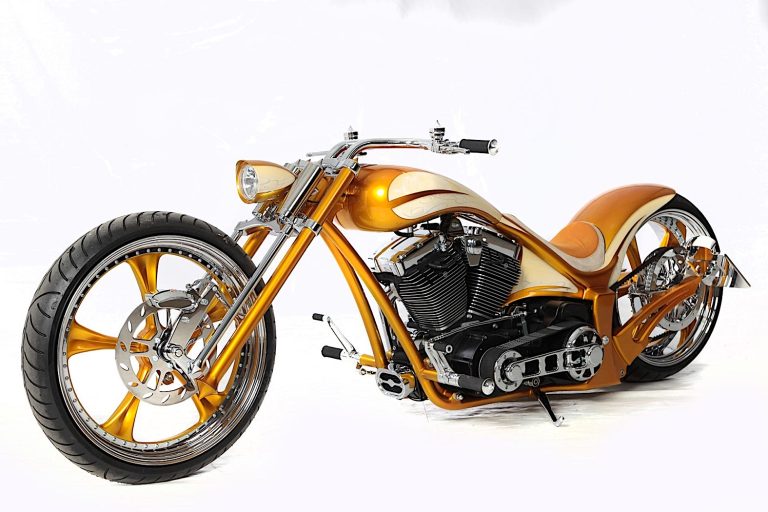 Low and Slow: The World of Lowrider Motorcycles缩略图