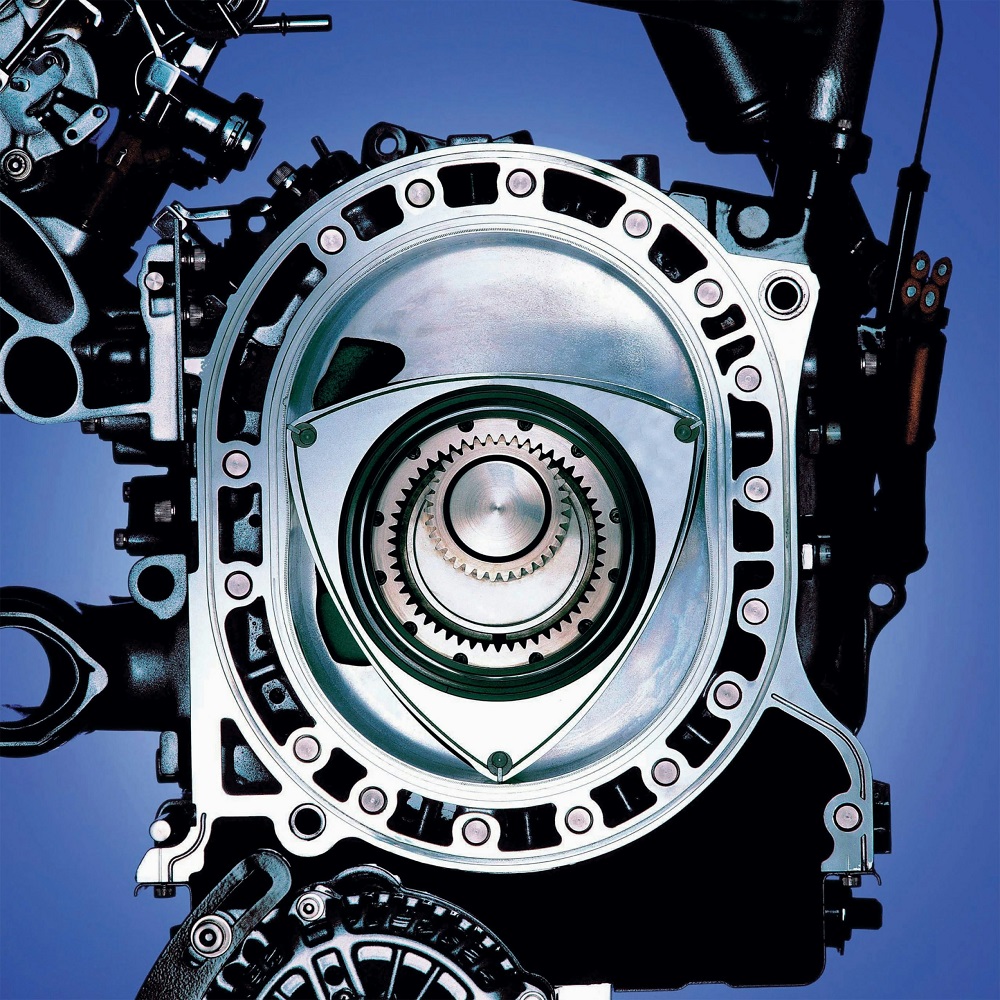 Mazda-Rotary-Engine-Internals-Dorito-scaled