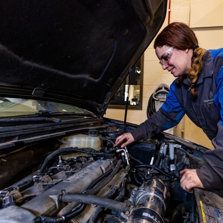 AutomotiveService