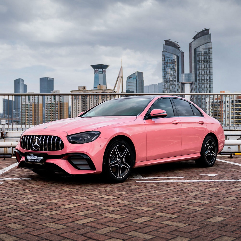 pink car