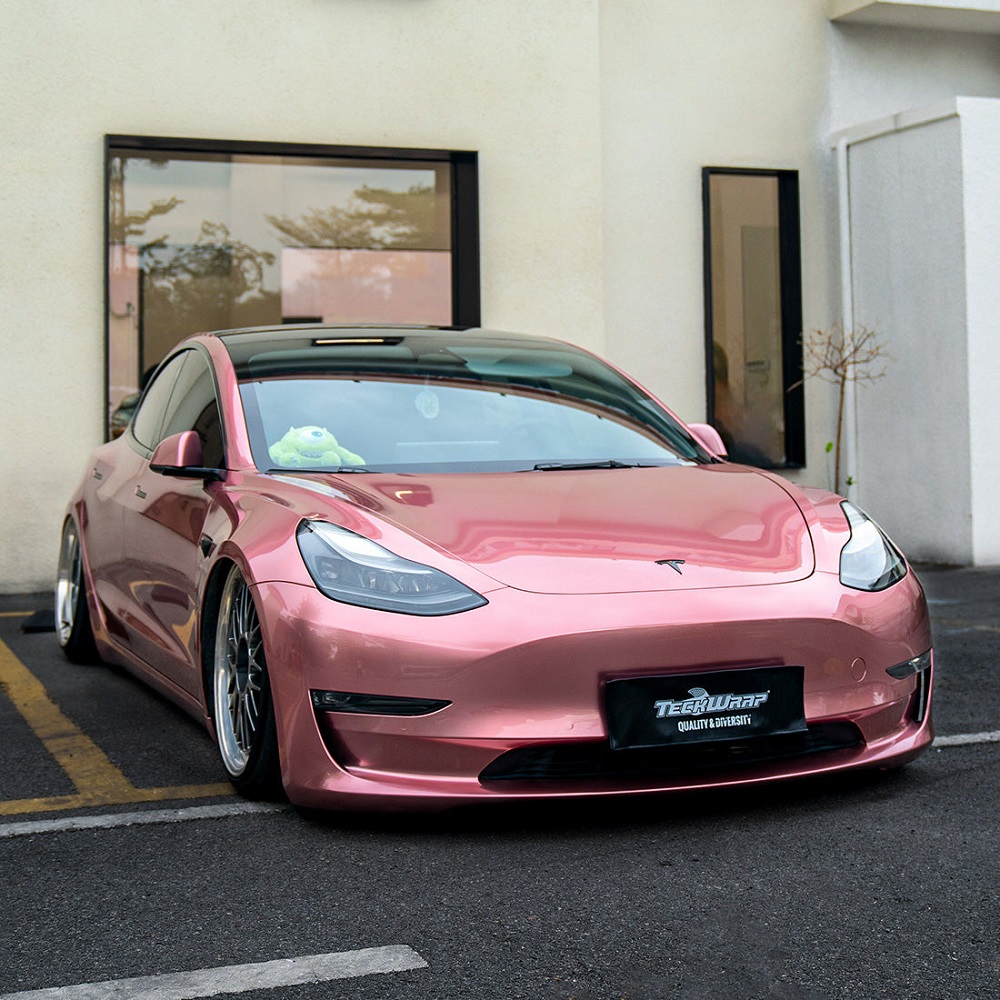pink car