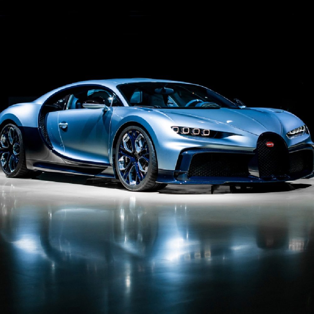 bugatti-chiron-profilee