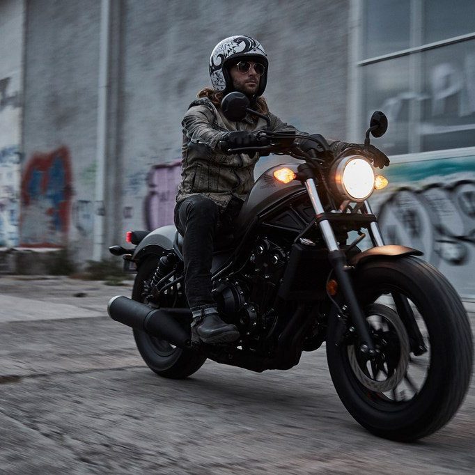 cruiser motorcycle