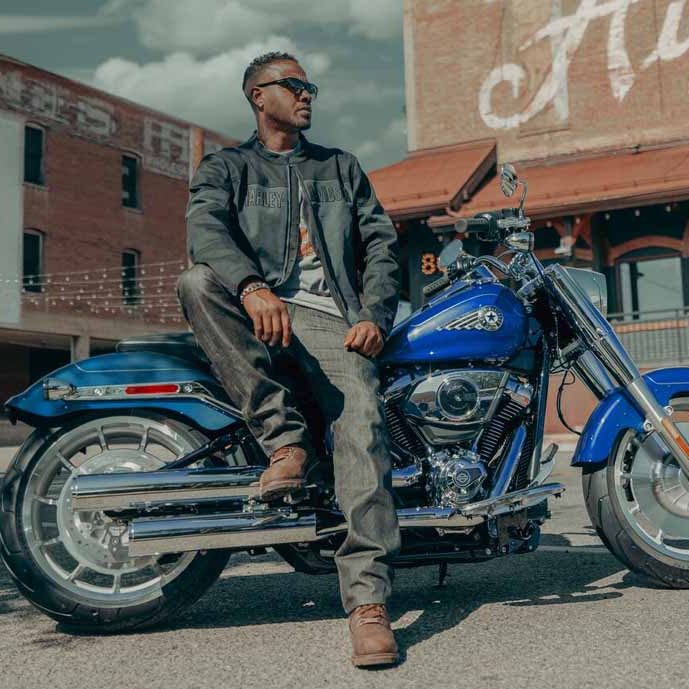 cruiser motorcycle