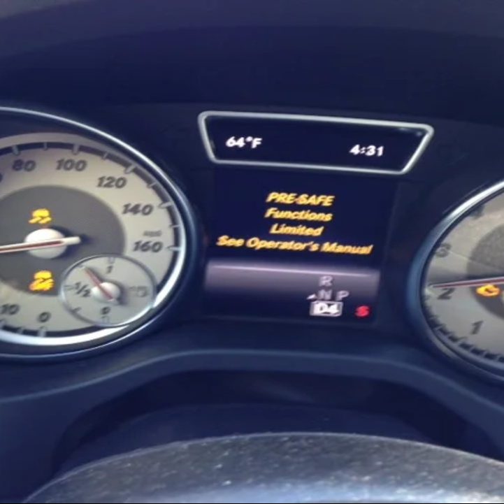 Mercedes warning message