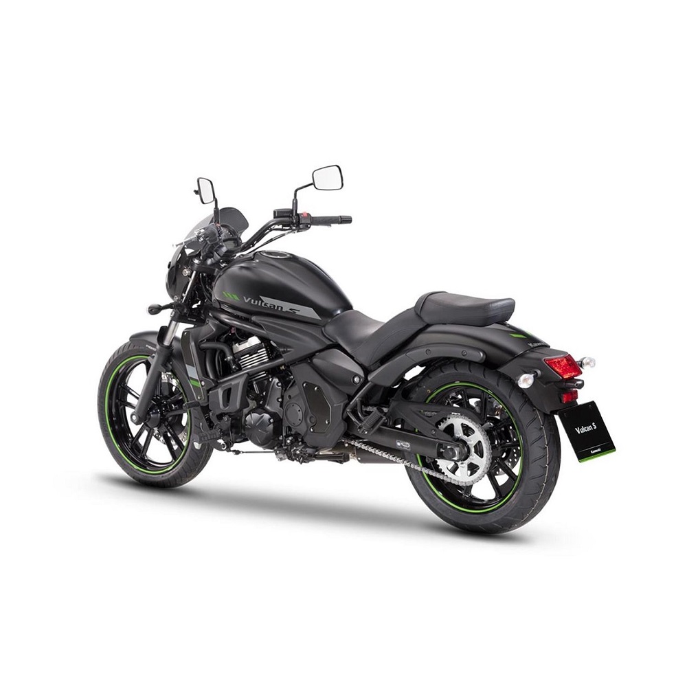 sport cruiser motorcycle