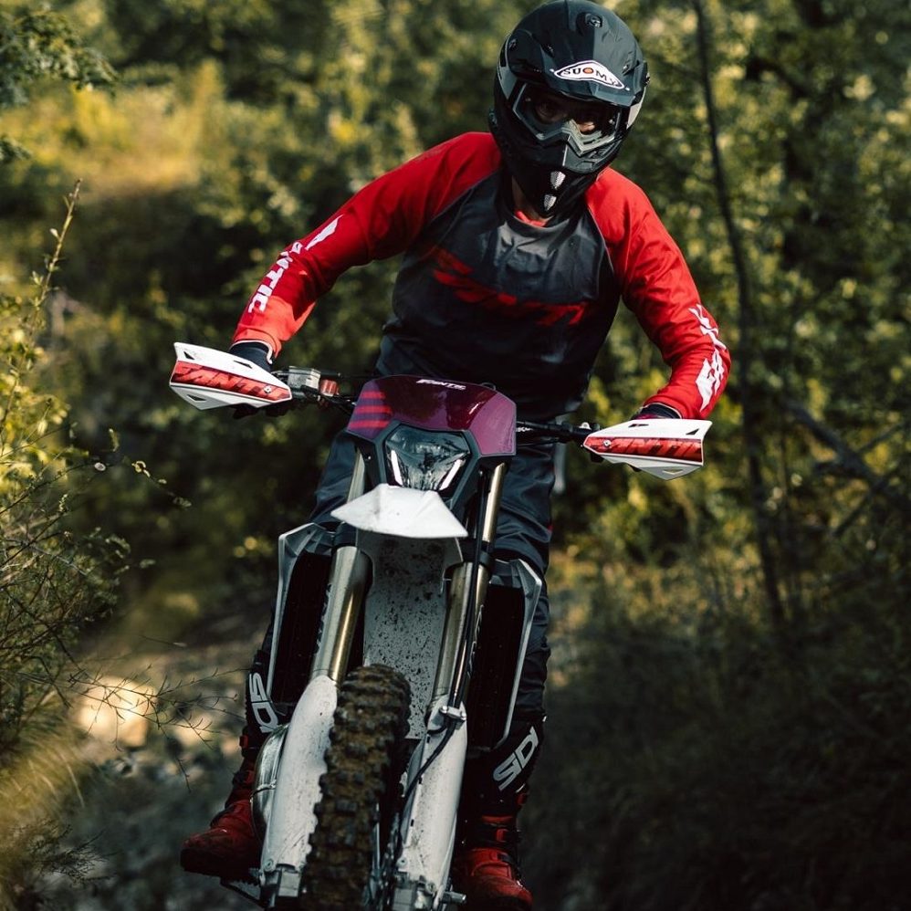 enduro motorcycle