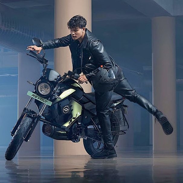 commuter motorcycle