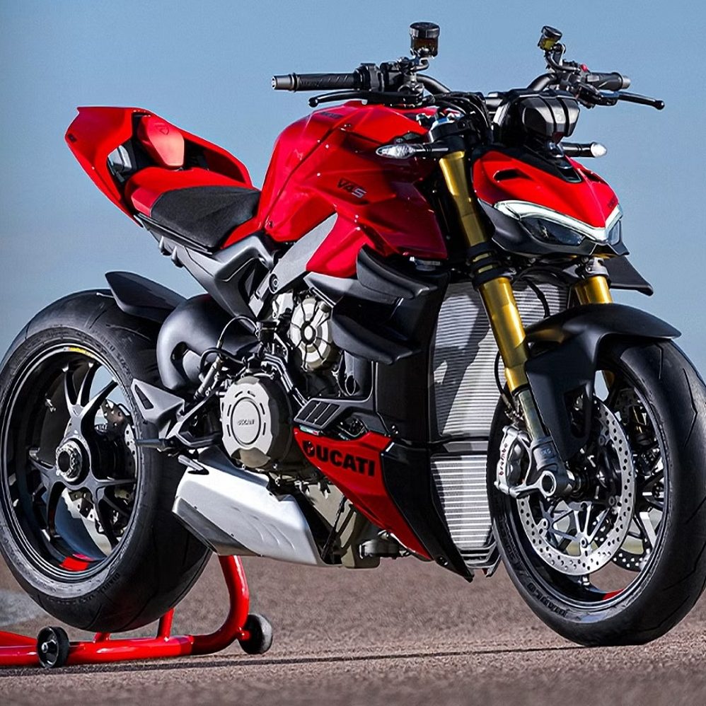 street fighter motorcycle