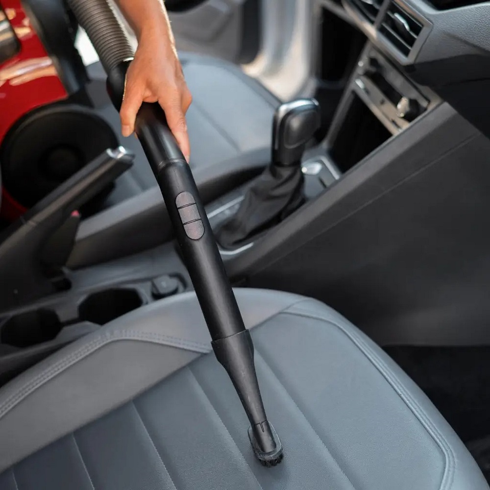 interior car detailing