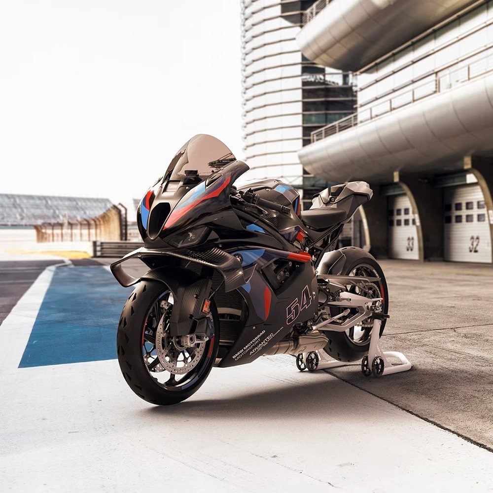 1000cc bmw motorcycle