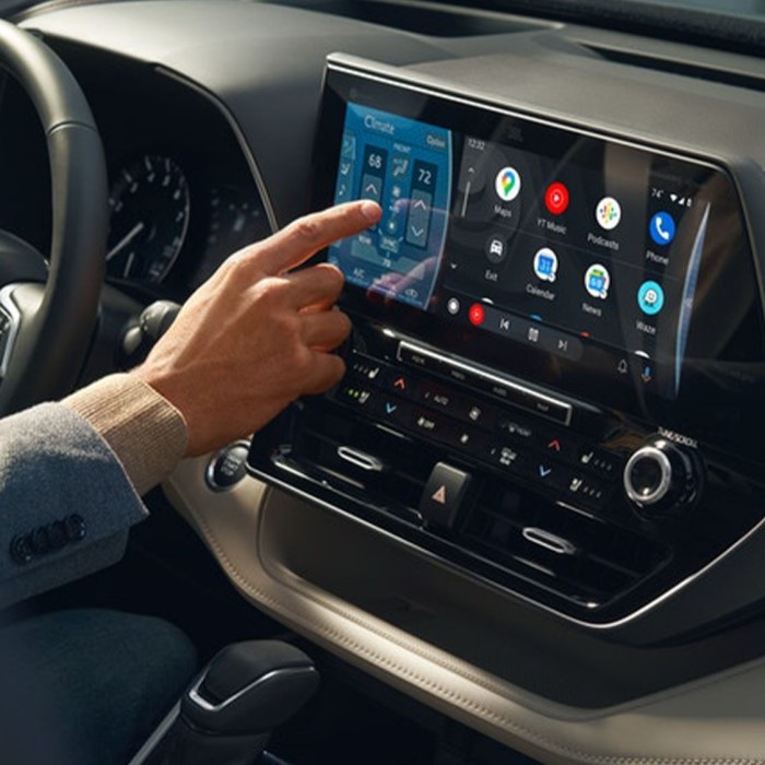 2022 toyota highlander interior