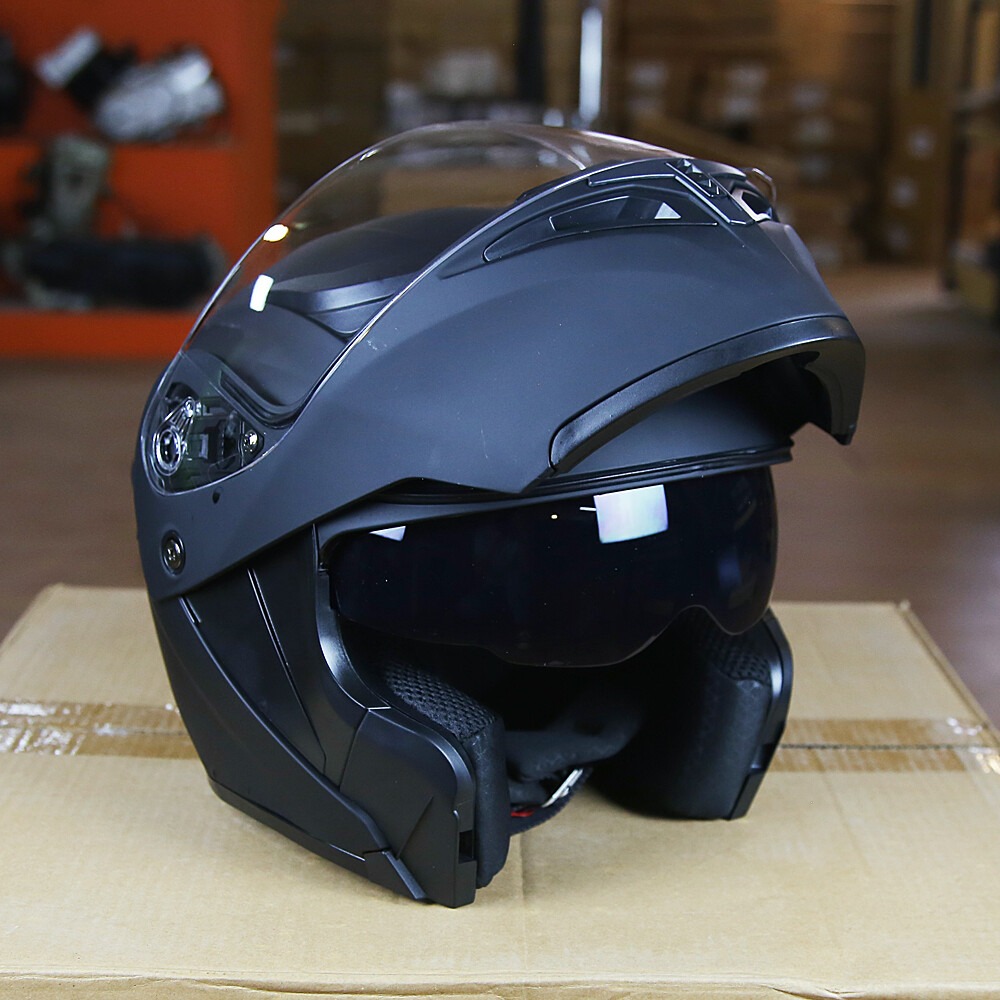 light motorcycle helmet