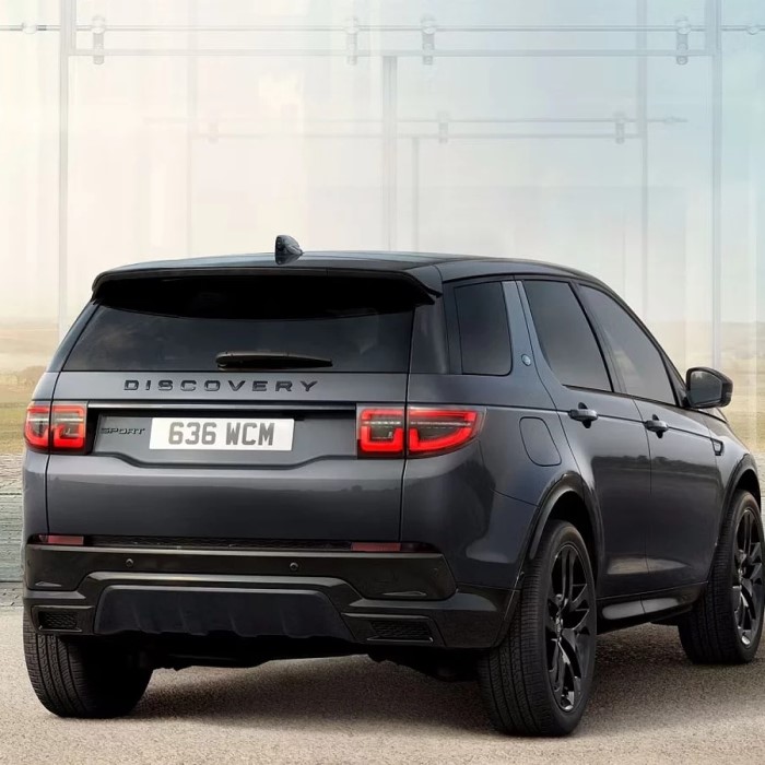 what is a compact suv