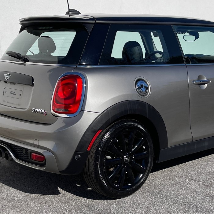 mini cooper two door