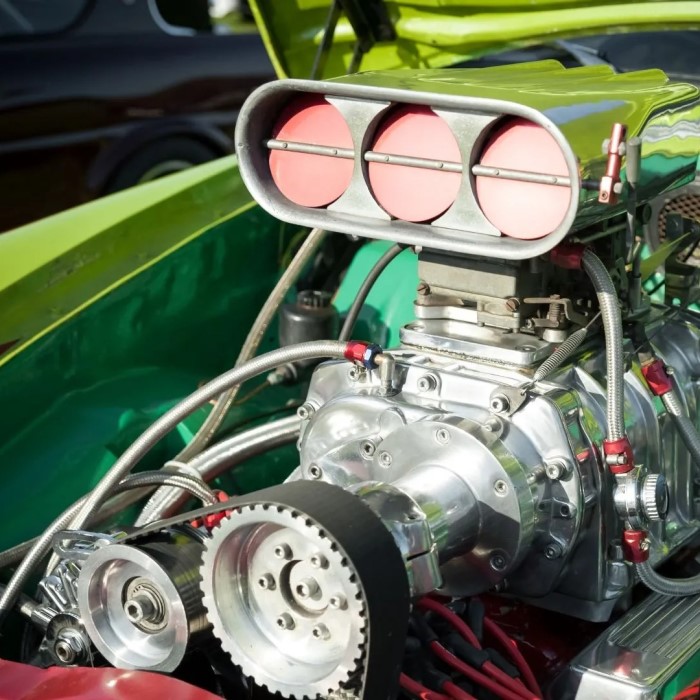 how does a supercharger work