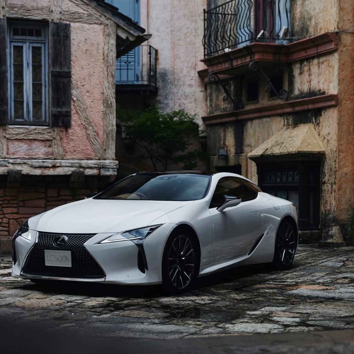 lexus two door