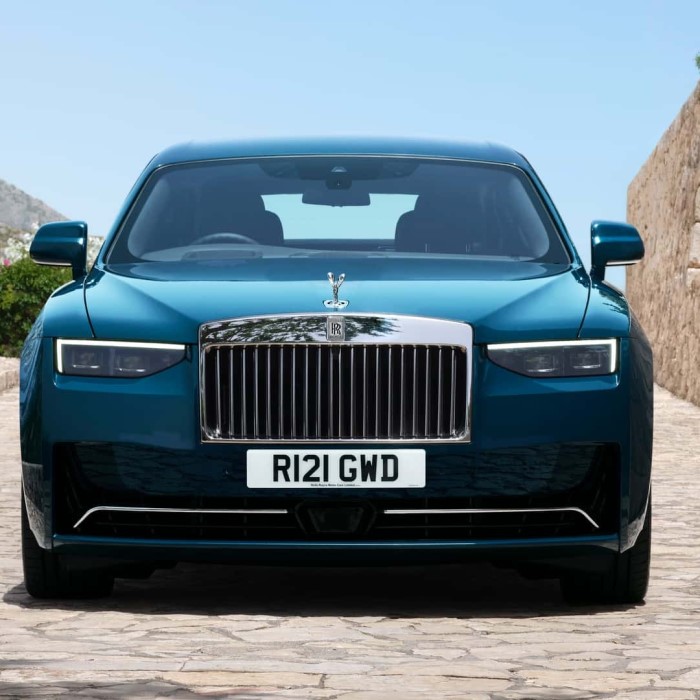 2025 rolls royce ghost