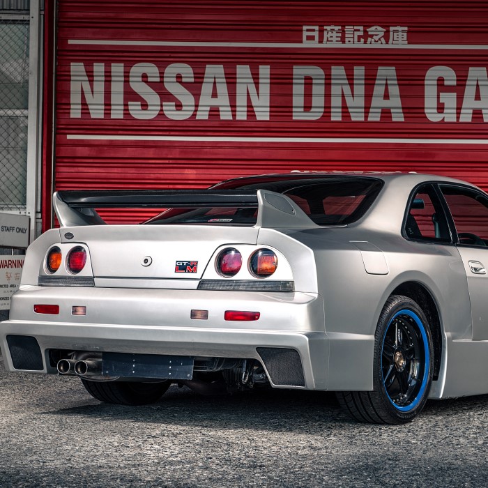 gtr r33