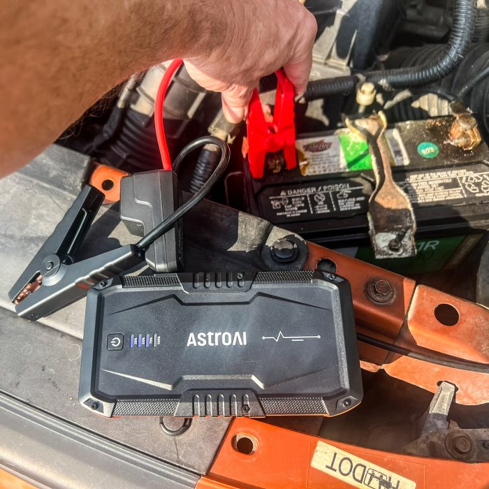 portable car battery jump starter