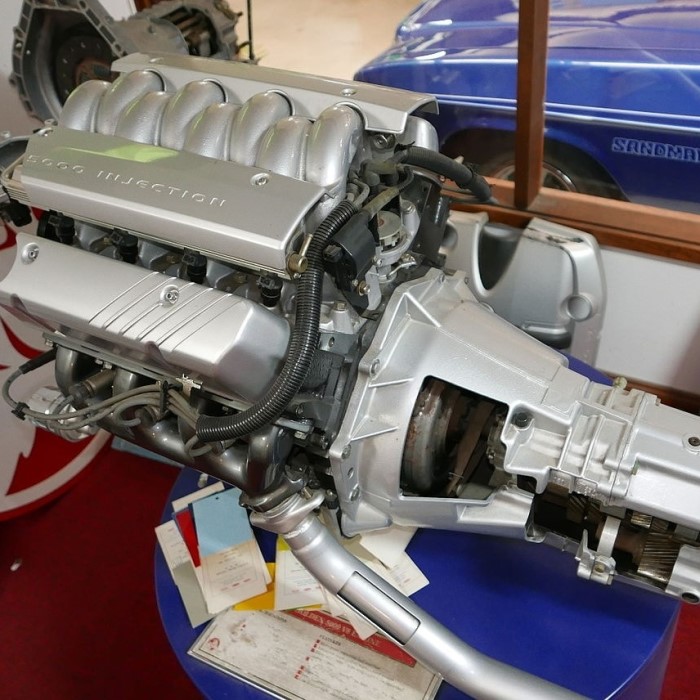 700 r4 transmission