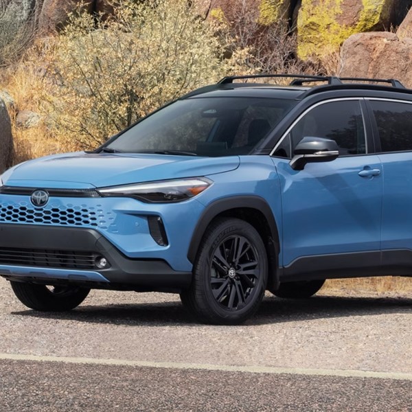 hybrid crossover suv