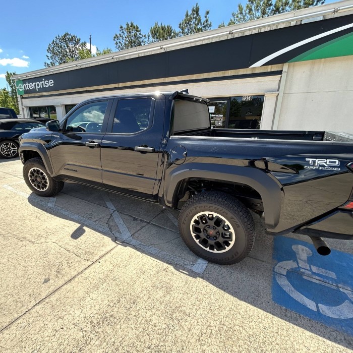 toyota tacoma hybrid mpg