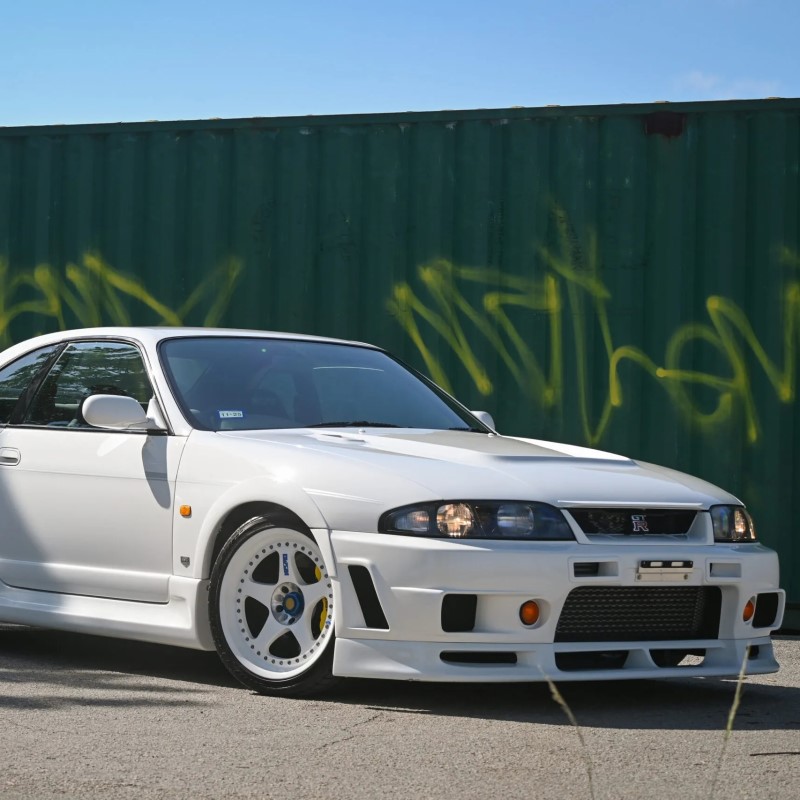 gtr r33