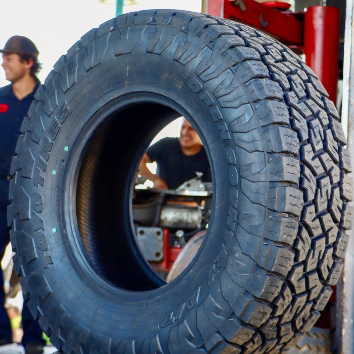 toyo open country a/t iii tire