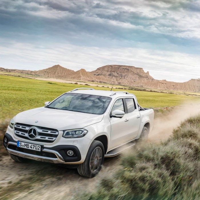 mercedes benz pickup truck