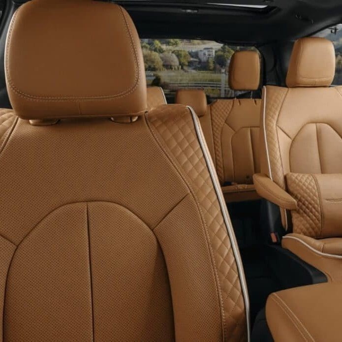 suv three rows of seats