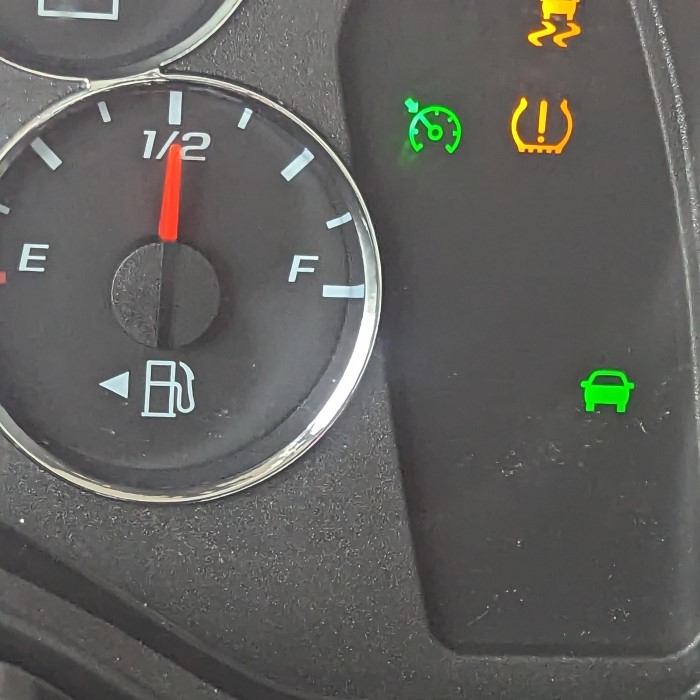 green light on dashboard