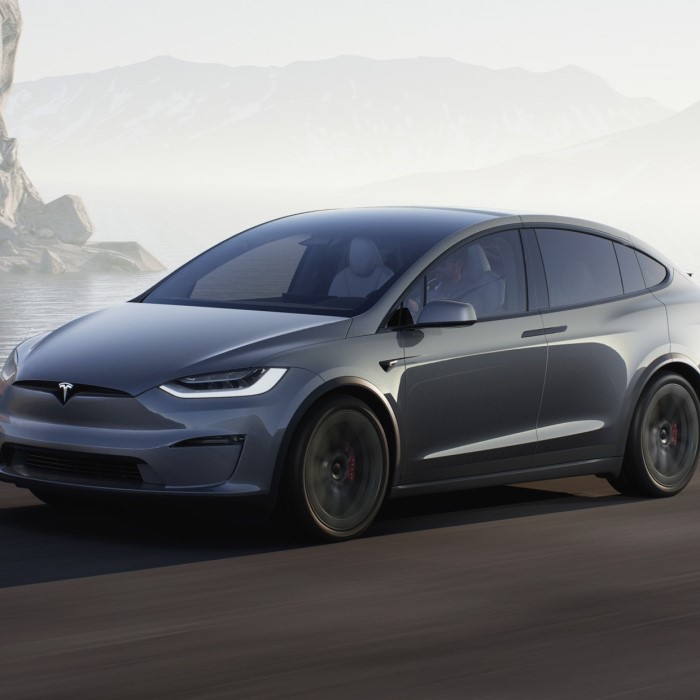 tesla model s top speed