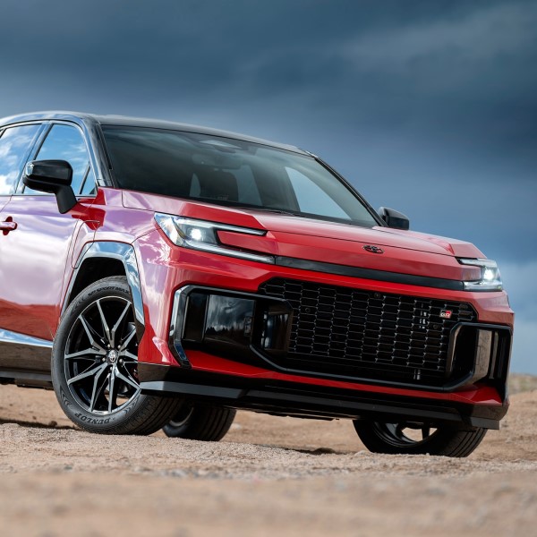 toyota rav4 plug in hybrid