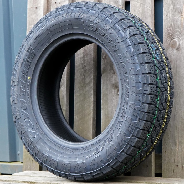 toyo open country a/t iii tire