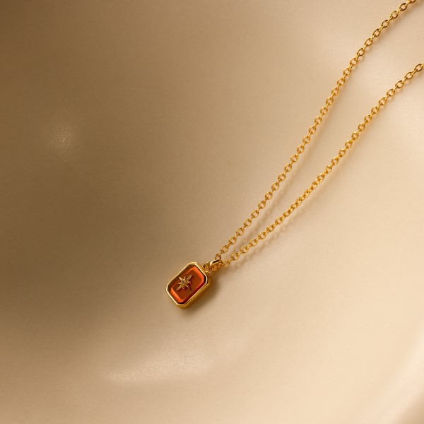 chain with pendant