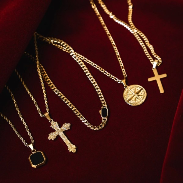 chain with pendant