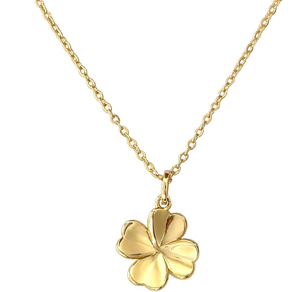 Clover Pendant: Style Your Lucky Charm from Day to Night