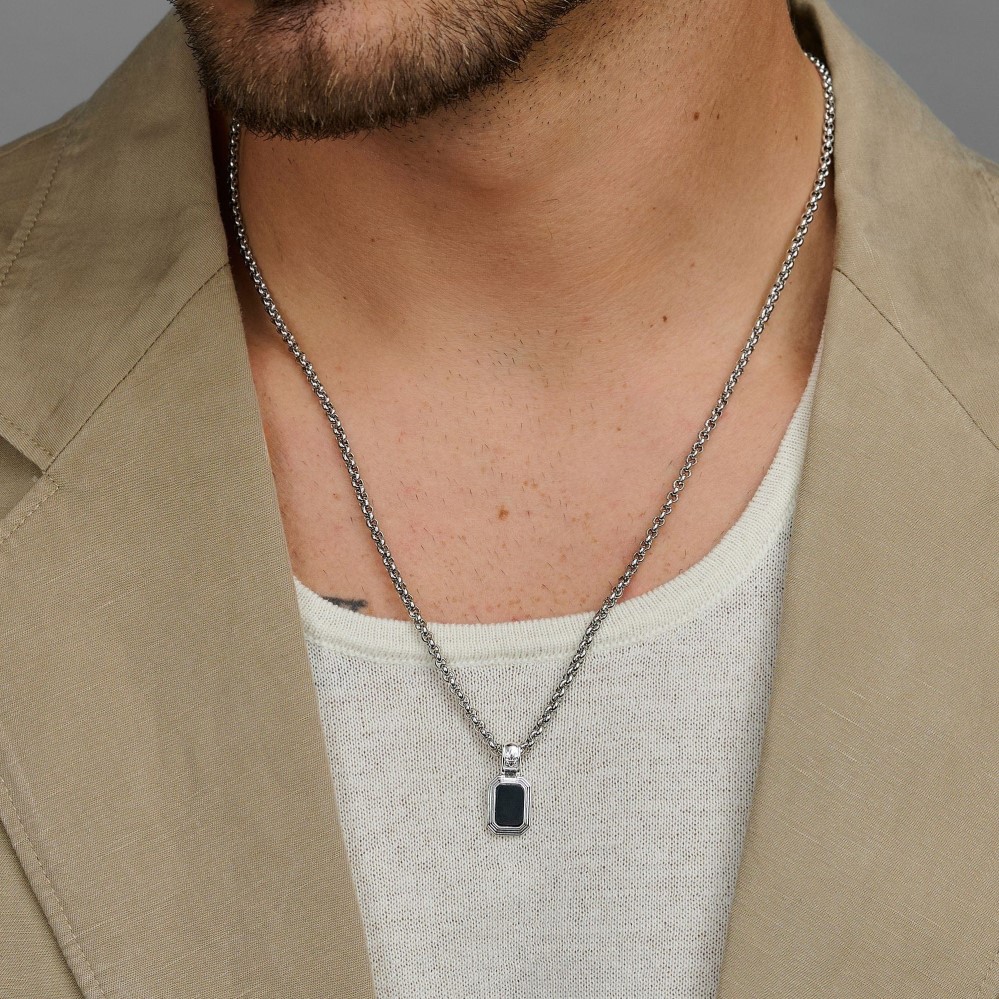 Mens Silver Pendant: How to Choose a Stylish Piece That Lasts