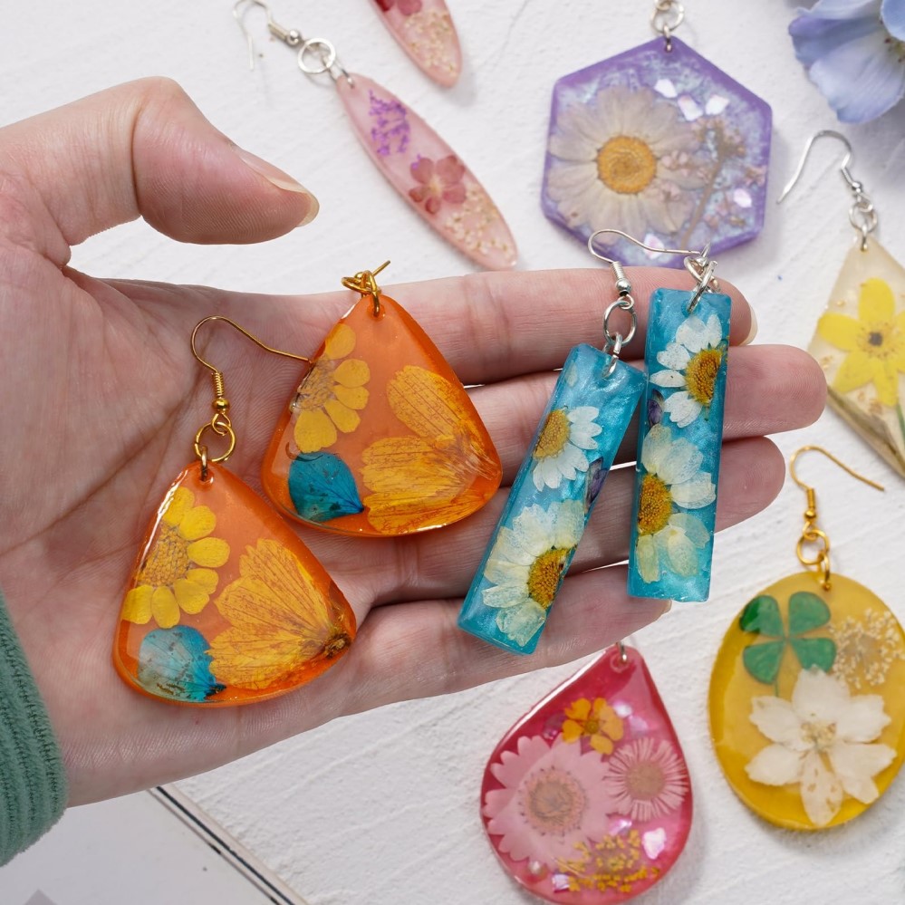 Resin Earrings – Fun, Unique and Made with Creative Flair