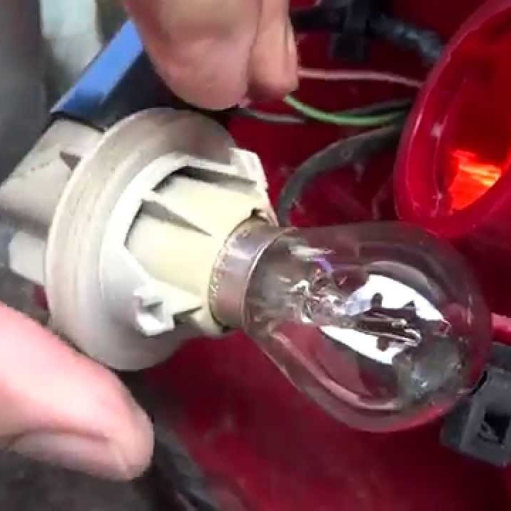 brake light bulb replacement