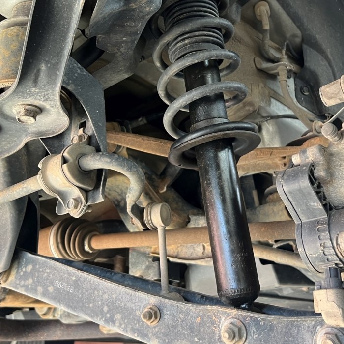 car struts replacement