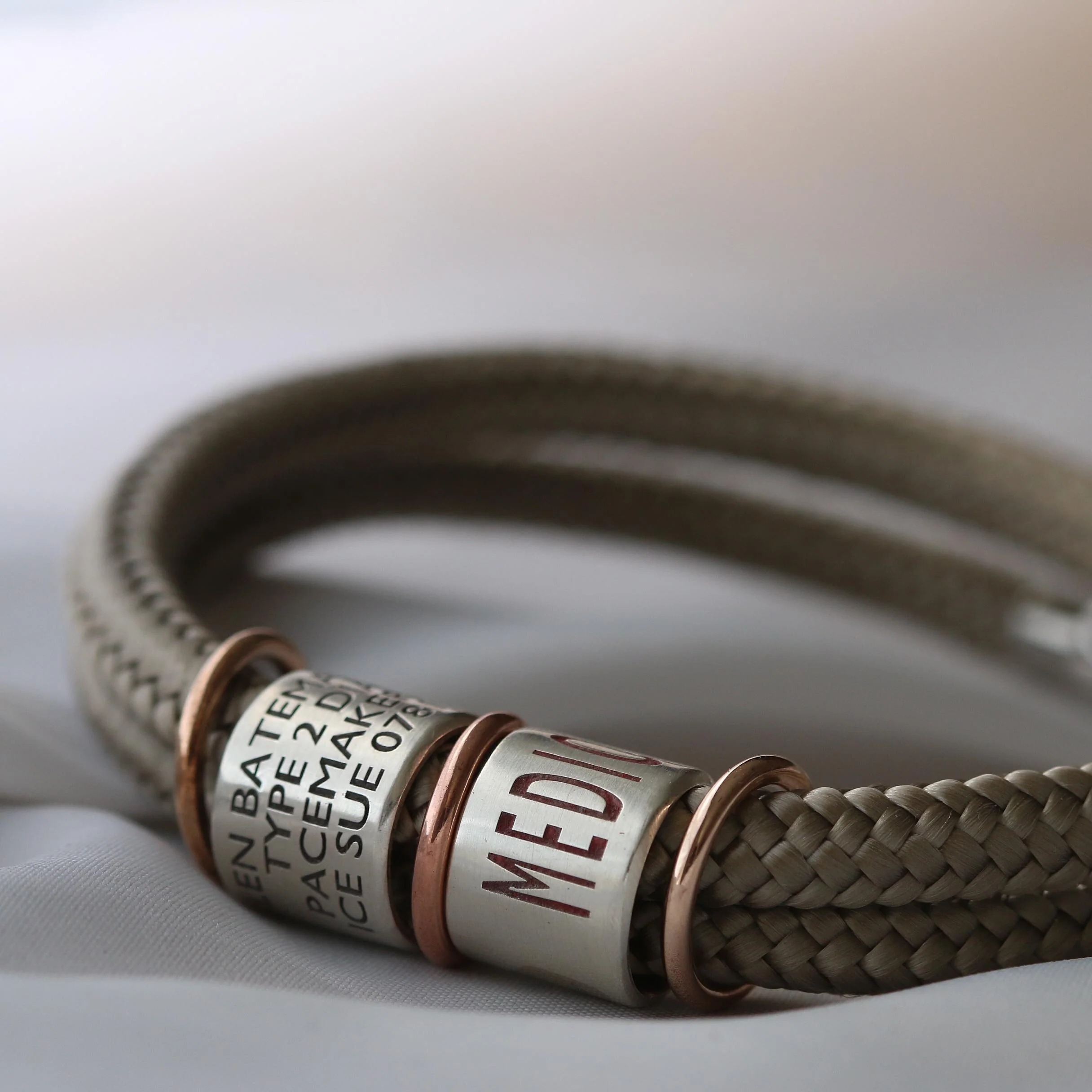 medical id bracelets for men
