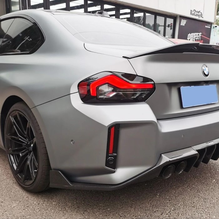 spoiler on car