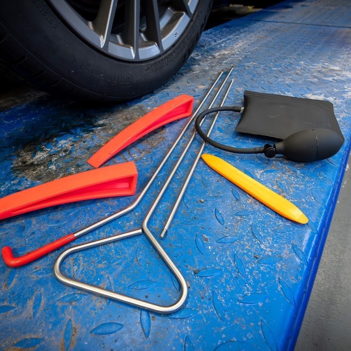 auto lockout kit