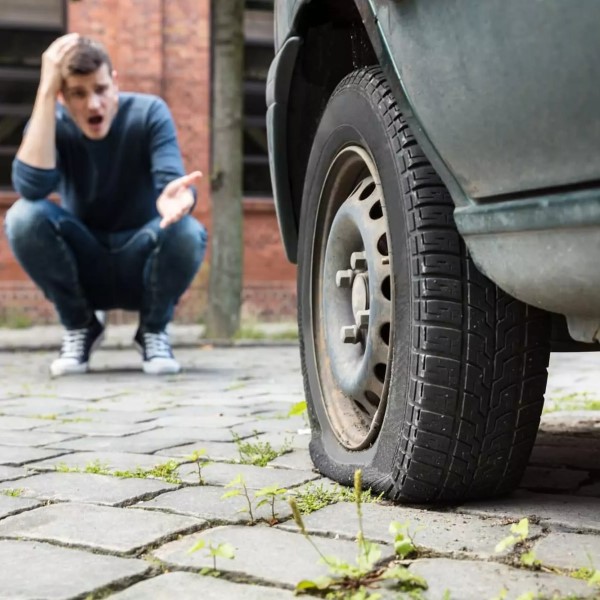 can i drive on a flat tire