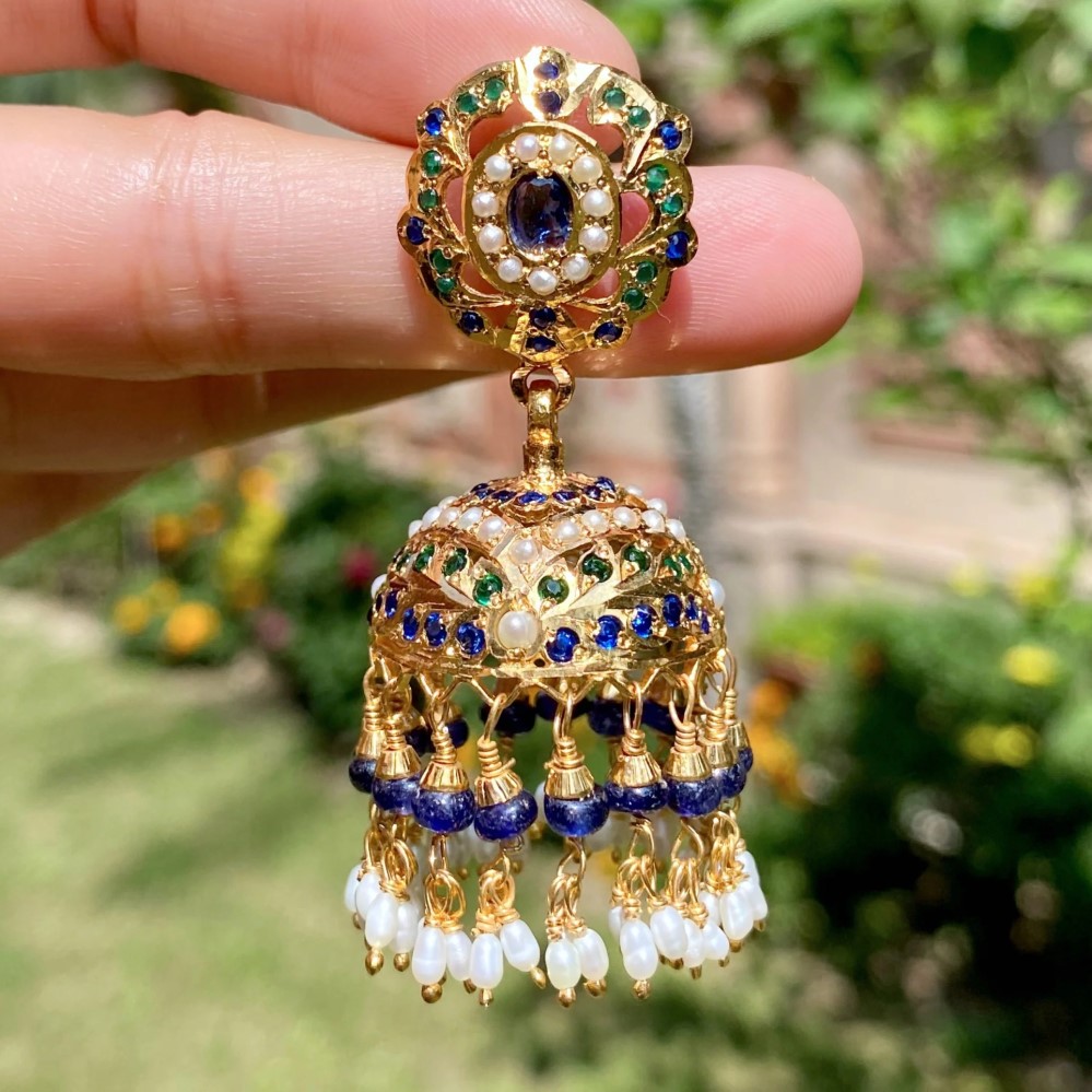 jhumka earrings